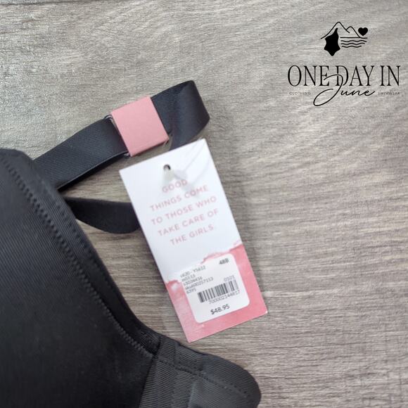 Cacique Max Boost Plunge Bra Size 48B - Picture 2 of 4